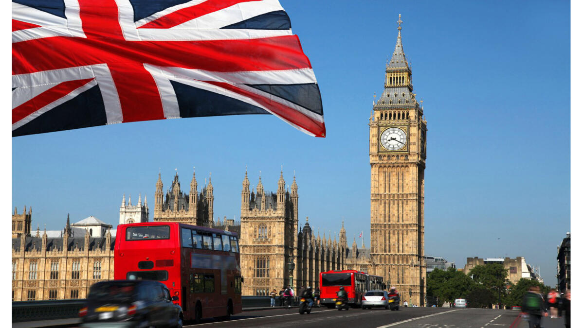 Britaniya rəqəmsal vergitutma sisteminin tətbiqini iki il müddətinə təxirə salıb