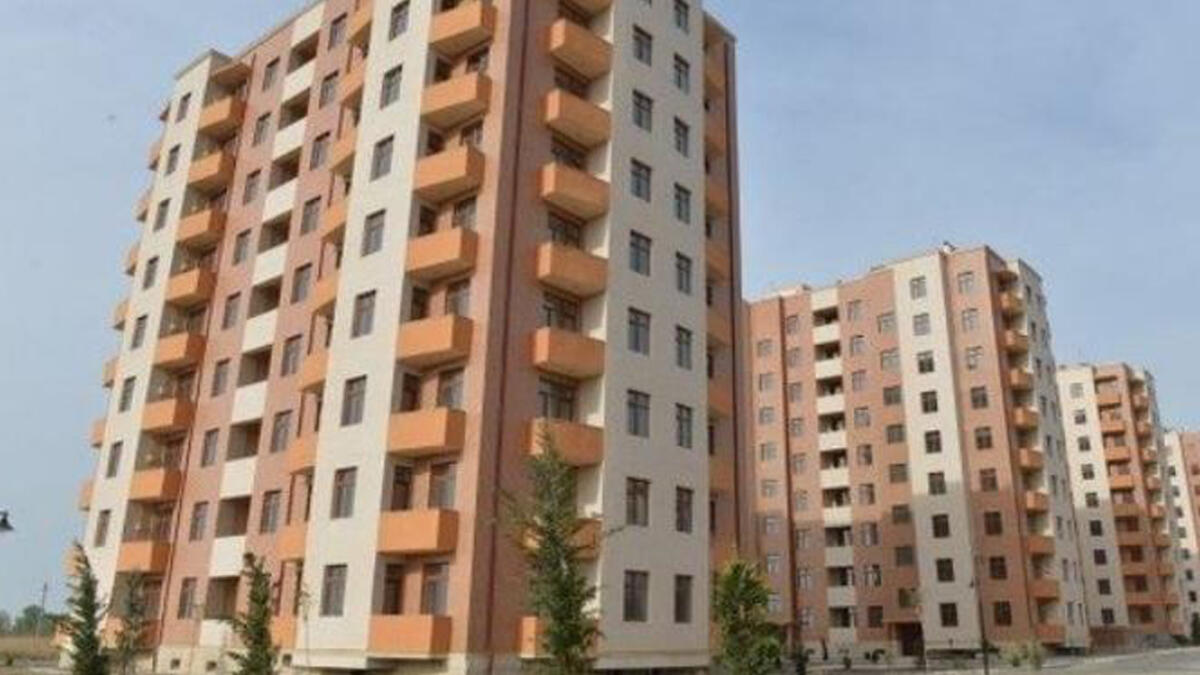Yüzə yaxın ünvanda çoxmənzilli yaşayış binalarının istismarına icazə verilib