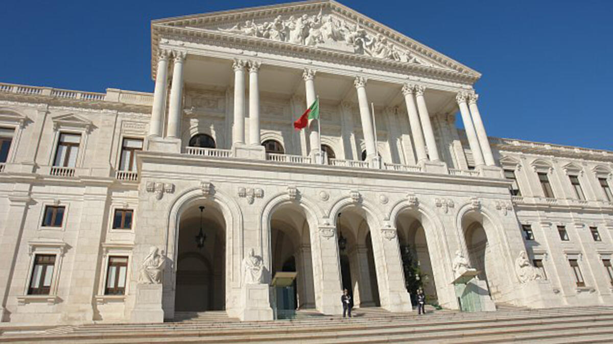 Portuqaliyada əməyin bərabər dəyərləndirilməsi istiqamətində kampaniyaya başlanılıb