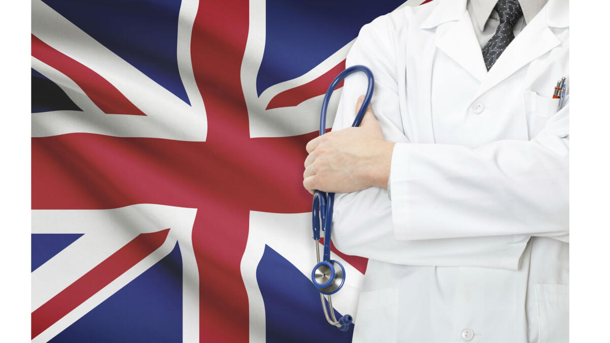 Böyük Britaniya əcnəbilər üçün tibbi vergini artıracaq