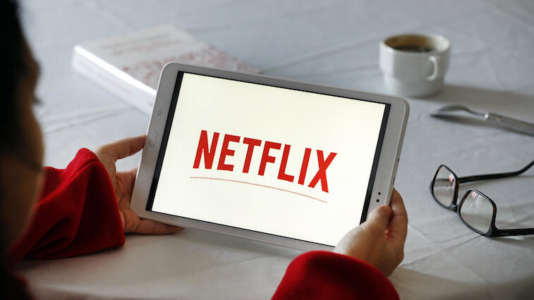 "Netflix" şirkəti gəlirlərini ofşorlara köçürməkdə ittiham edilib