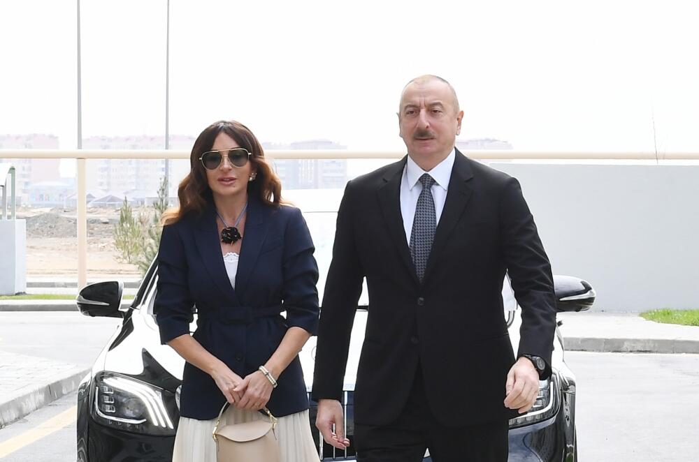 Prezident İlham Əliyev Hövsan yaşayış kompleksinin açılışında iştirak edib