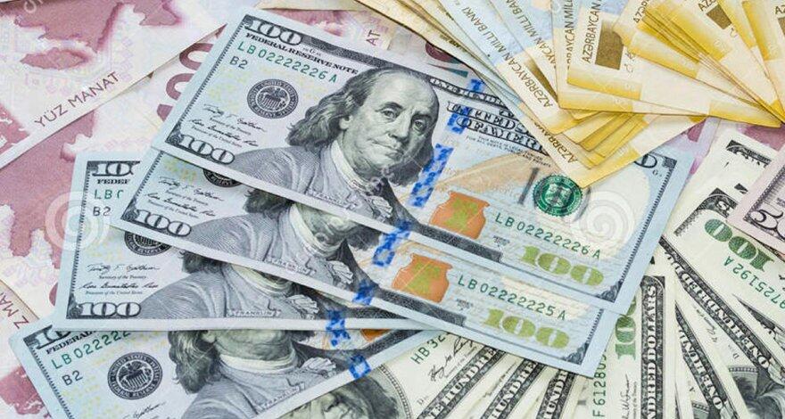 Mayda fiziki şəxslərin əmanətlərinin dollarlaşması azalıb