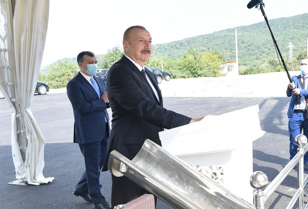 Prezident İlham Əliyev İsmayıllıda "DOST Evi" Yaradıcılıq, Sərgi və Satış Mərkəzinin təməlqoyma mərasimində iştirak edib