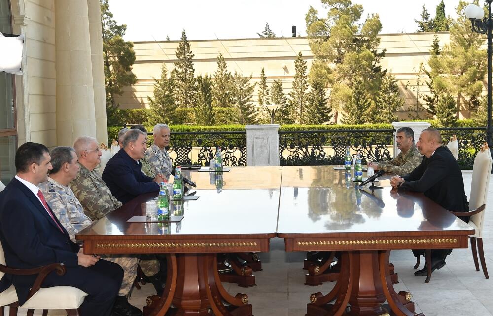 Prezident İlham Əliyev Türkiyənin Milli Müdafiə nazirinin başçılıq etdiyi nümayəndə heyətini qəbul edib