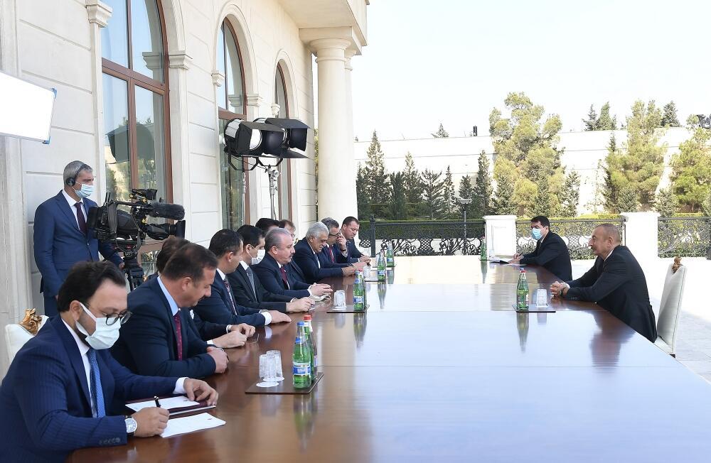 Prezident İlham Əliyev Türkiyə Böyük Millət Məclisinin Sədrinin başçılıq etdiyi nümayəndə heyətini qəbul edib