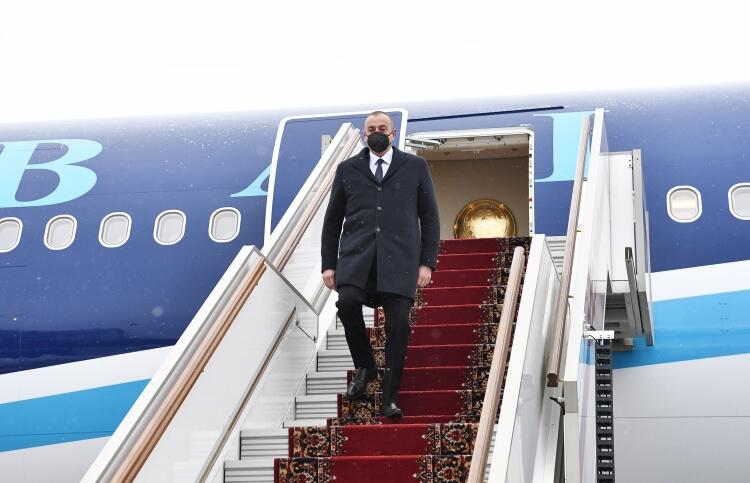 Azərbaycan Prezidenti İlham Əliyev Rusiya Prezidenti Vladimir Putinin dəvəti ilə Moskvaya işgüzar səfər edib