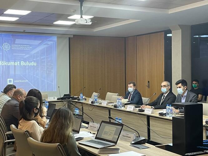 “Hökumət buludu”na keçidlə bağlı müzakirələr aparılıb