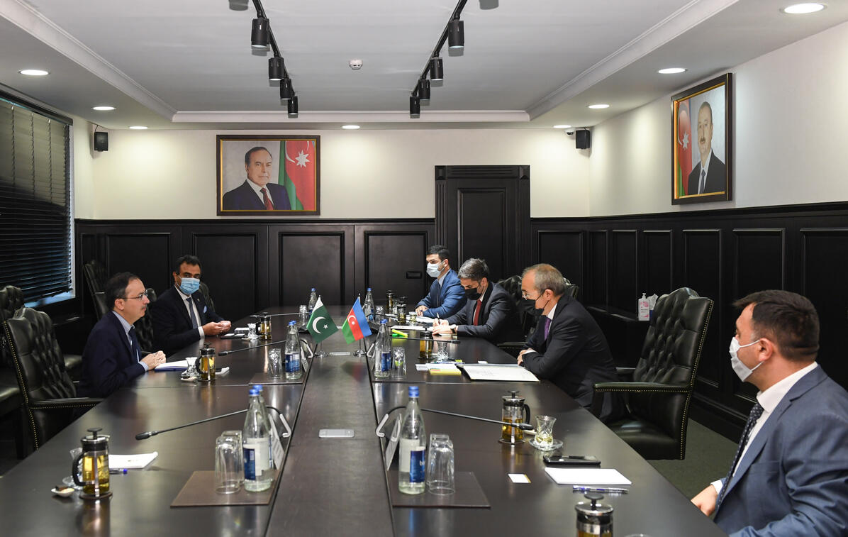 İqtisadiyyat naziri Pakistanın NESPAK şirkətinin nümayəndələri ilə görüşüb
