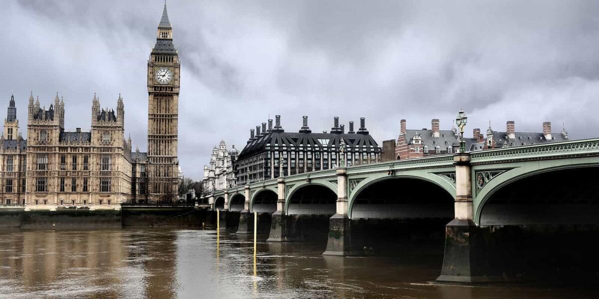 Böyük Britaniyanın mənzil sektorunda son 24 ildə ən güclü böyümə qeydə alınıb