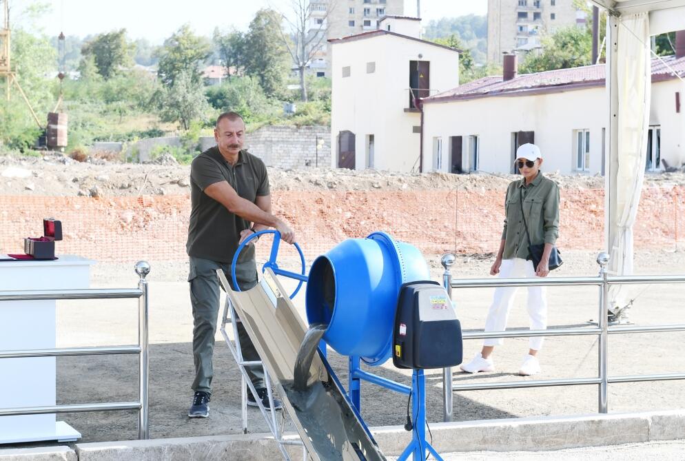 Şuşada “Otel və Konfrans Mərkəzi”nin təməli qoyulub