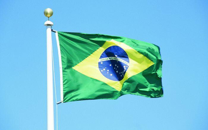 Braziliya prezidenti beynəlxalq ticarətdə dollardan imtina etməyə çağırıb