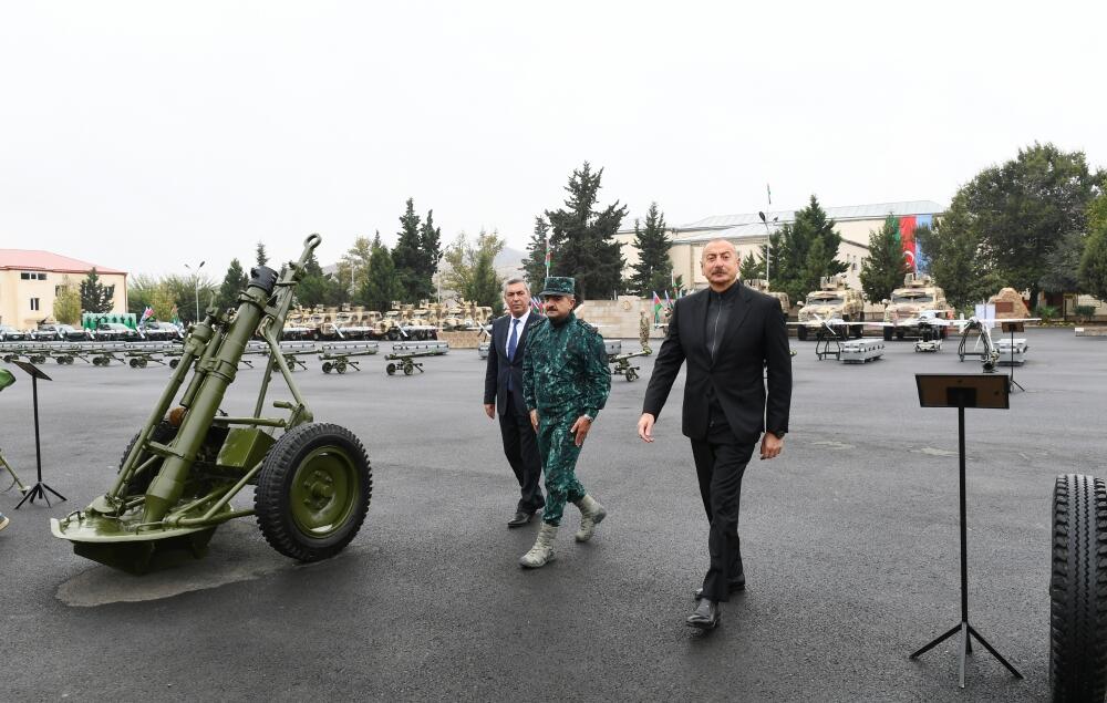 Prezident İlham Əliyev Cəbrayılda Dövlət Sərhəd Xidmətinin hərbi hissə kompleksinin açılışını edib
