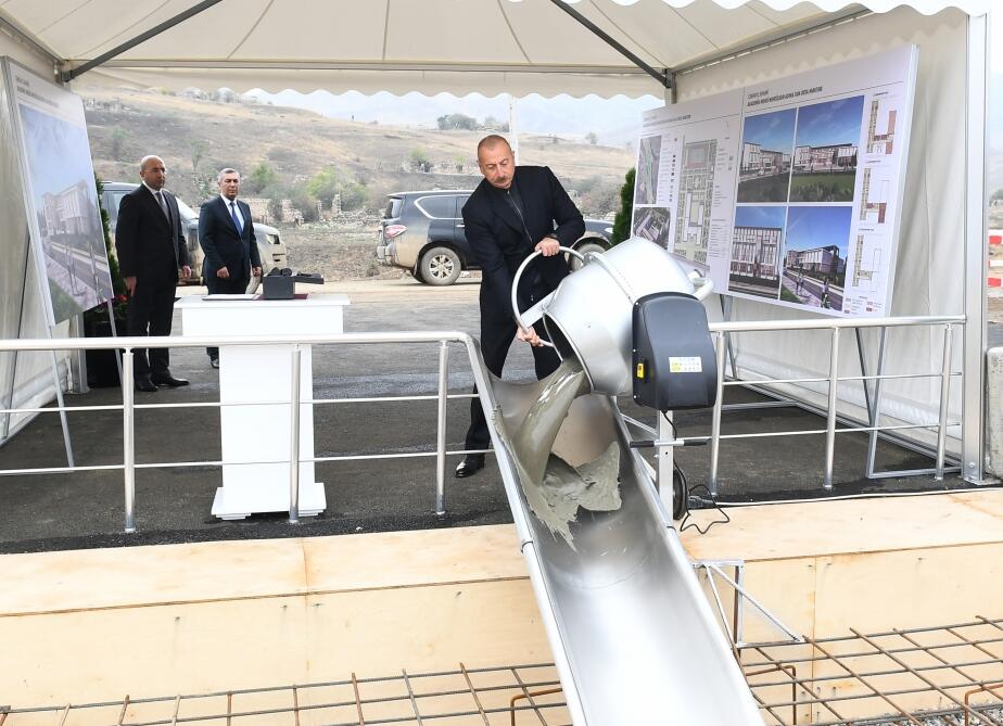 Prezident İlham Əliyev Cəbrayılda akademik Mehdi Mehdizadə adına tam orta məktəbin təməlini qoyub