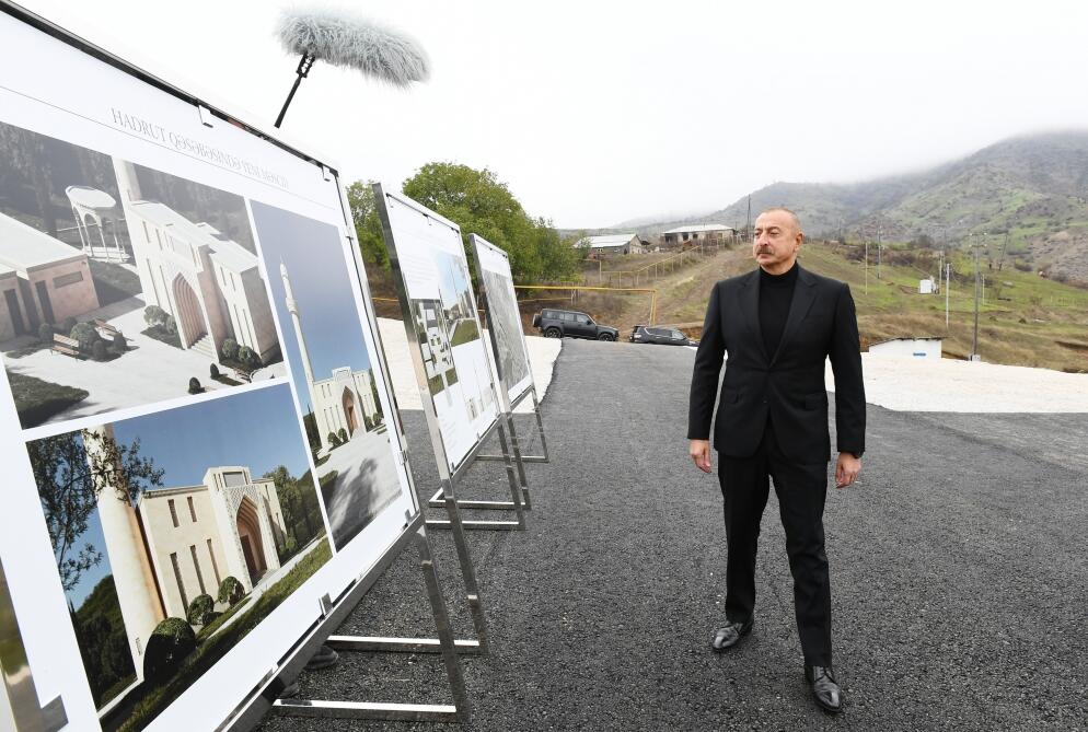Prezident İlham Əliyev Xocavənd rayonunun Hadrut qəsəbəsinə və Tuğ kəndinə səfər edib