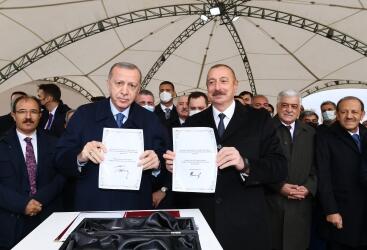 Azərbaycan və Türkiyə Prezidentləri Horadiz-Cəbrayıl-Zəngilan-Ağbənd avtomobil yolunun (Zəngəzur Dəhlizi) təməlini qoyublar