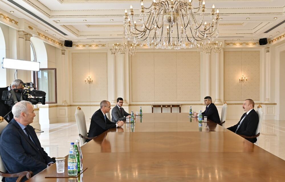 Prezident İlham Əliyev İsrailin kənd təsərrüfatı və kənd yerlərinin inkişafı nazirini qəbul edib