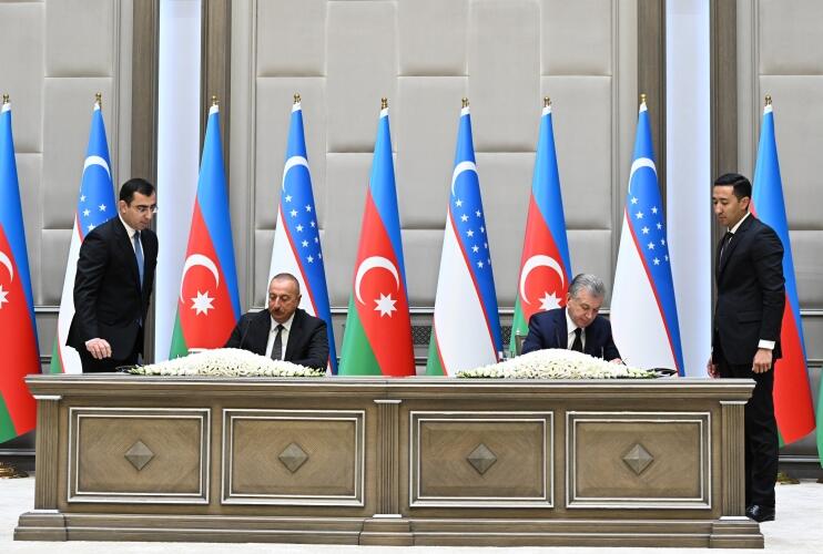 Azərbaycan-Özbəkistan sənədləri imzalanıb