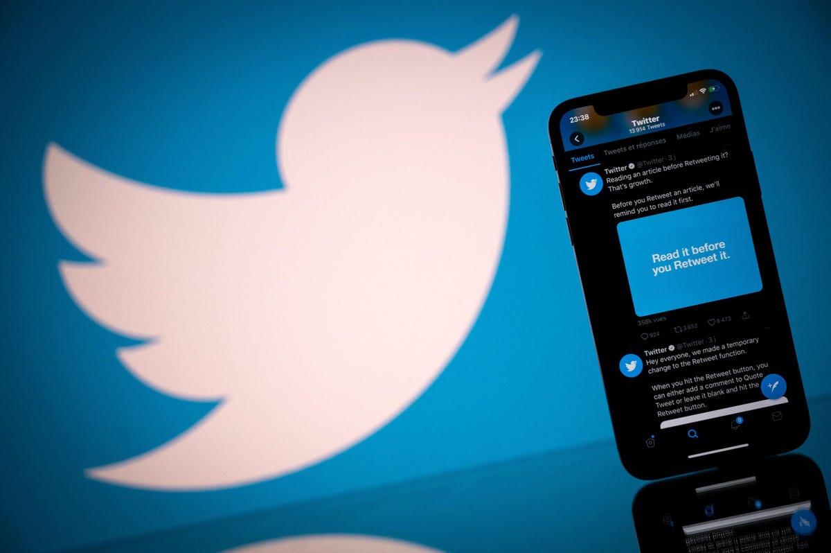 “Twitter” “App Store”dan kənarlaşdırıla bilər