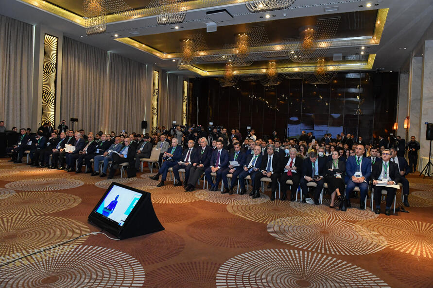 Bakıda “KOB-ların gücləndirilməsi: İqtisadi diversifikasiya və yaşıl inkişaf” mövzusunda beynəlxalq tədbir keçirilib
