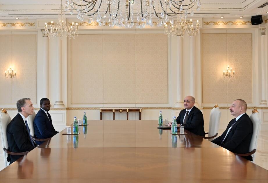 Prezident İlham Əliyev “Brookfield Asset Management” şirkətinin baş icraçı direktorunu qəbul edib