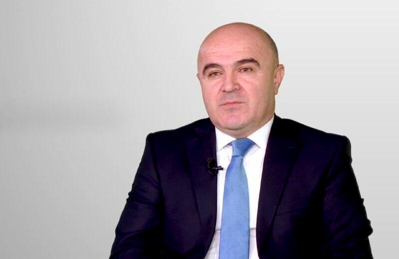 Eldəniz Əmirov: “Gömrük prosedurunun sadələşdirilməsi ölkə iqtisadiyyatına effektiv təsir göstərəcək”