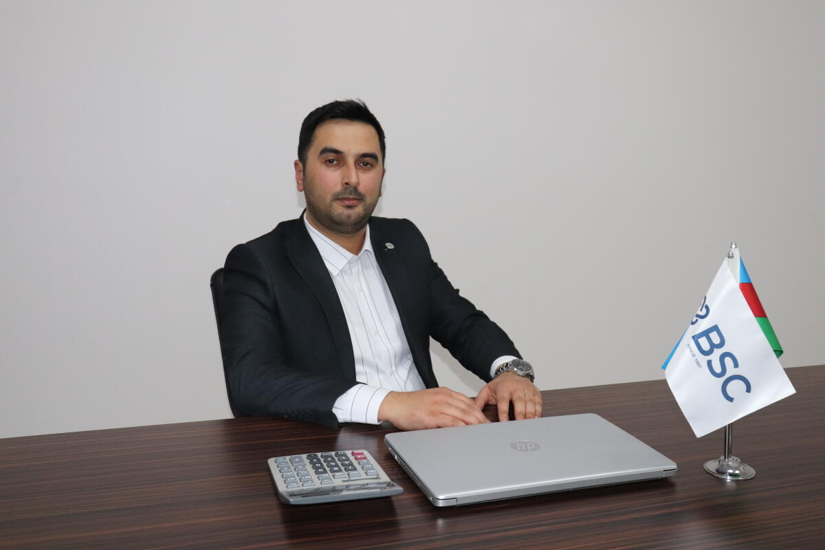 İdman məşqçilərinin və zallarının gəlirləri hansı formada vergiyə cəlb olunur?