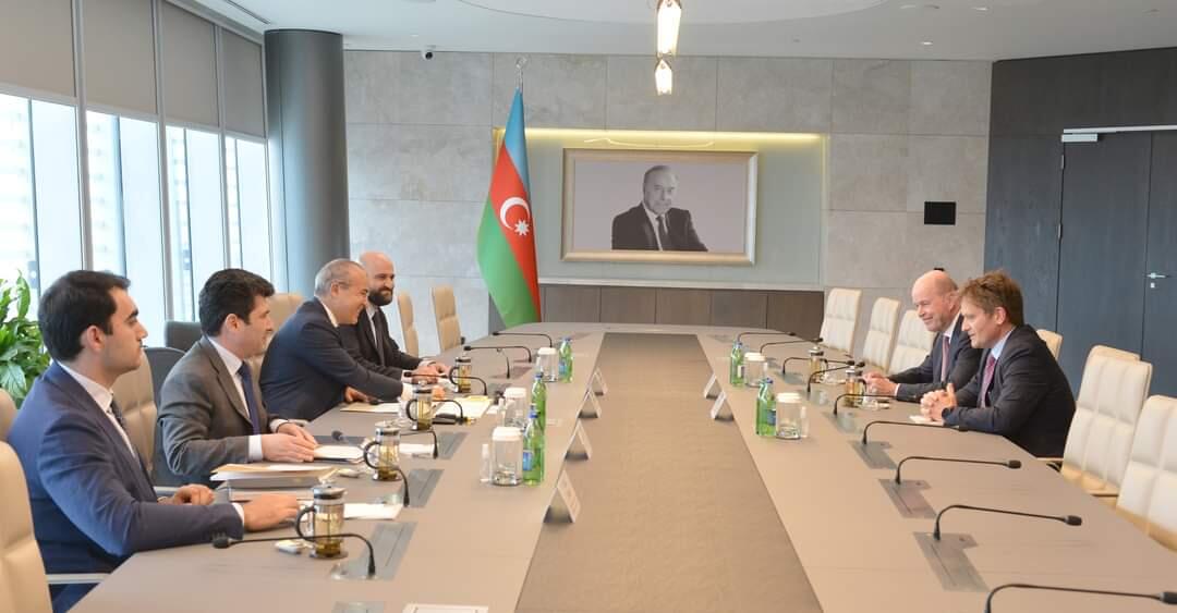 Azərbaycanın fəal iştirakı ilə reallaşan enerji layihələri müzakirə olunub