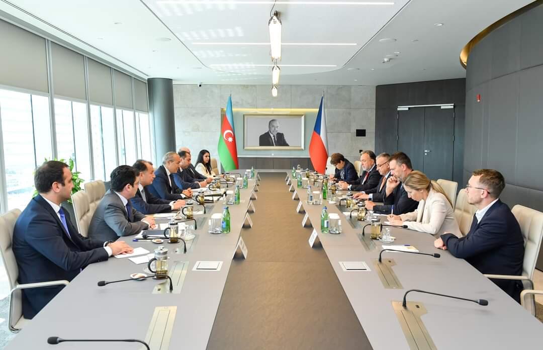 Çexiya ilə Azərbaycan arasında iqtisadi-ticarət əlaqələrinin gücləndirilməsi üçün böyük imkanlar var