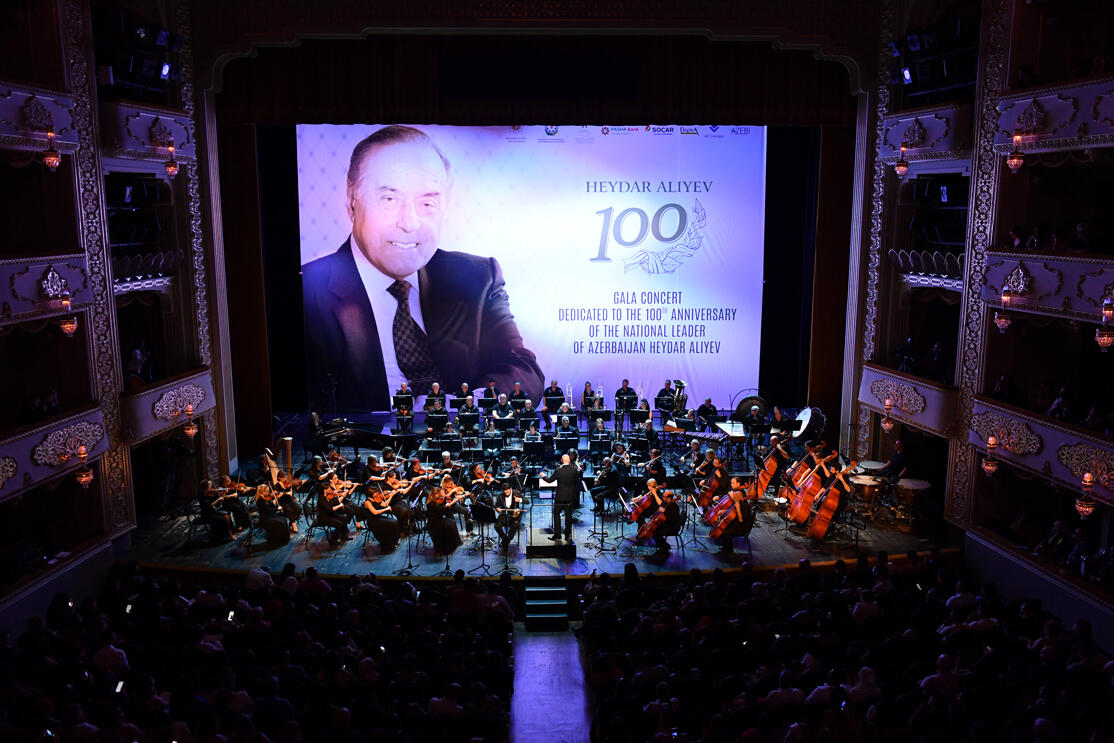 Tbilisidə Ulu Öndərin 100 illiyinə həsr olunmuş tədbir keçirilib