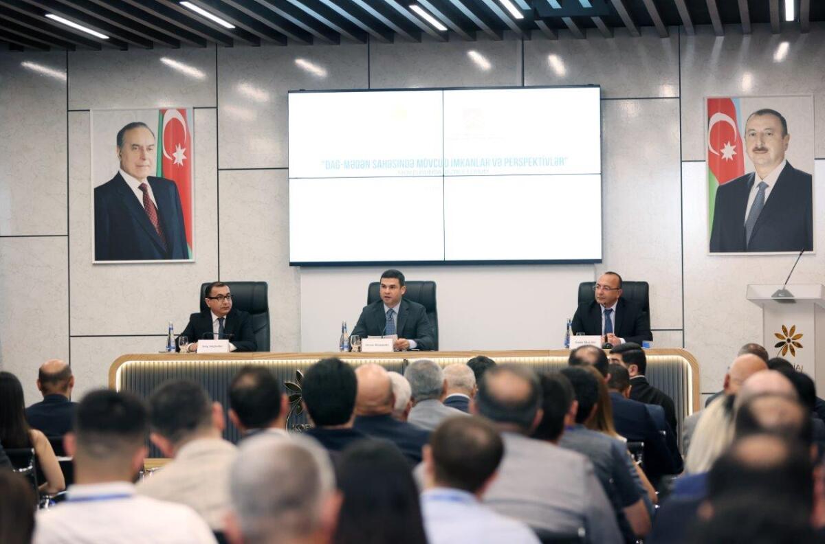 Dağ-mədən sahəsinə dair biznes forum keçirilib