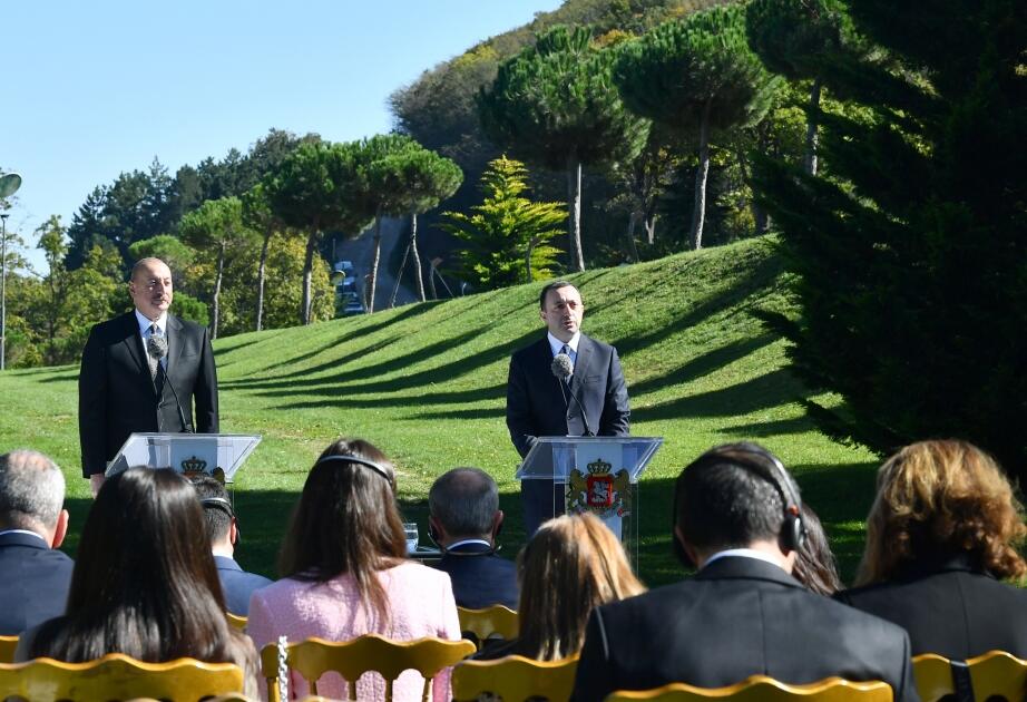 Prezident: Azərbaycanın və Gürcüstanın birgə həyata keçirdiyi layihələr bir çox ölkənin enerji və nəqliyyat təhlükəsizliyinə xidmət göstərir