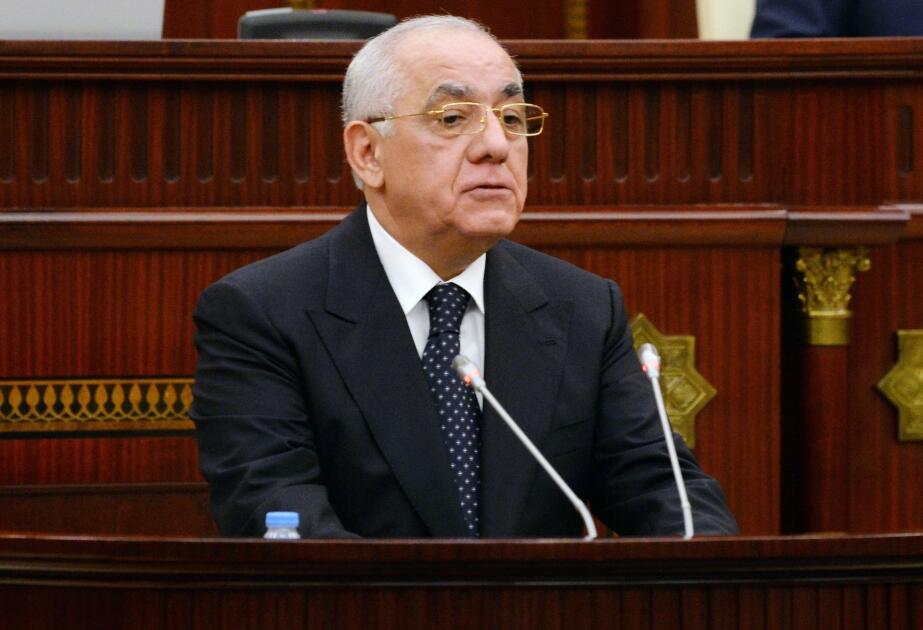 Baş nazir: “Əsas məsələ iqtisadi tempin artmasıdır və biz bütün gücümüzlə buna çalışırıq”