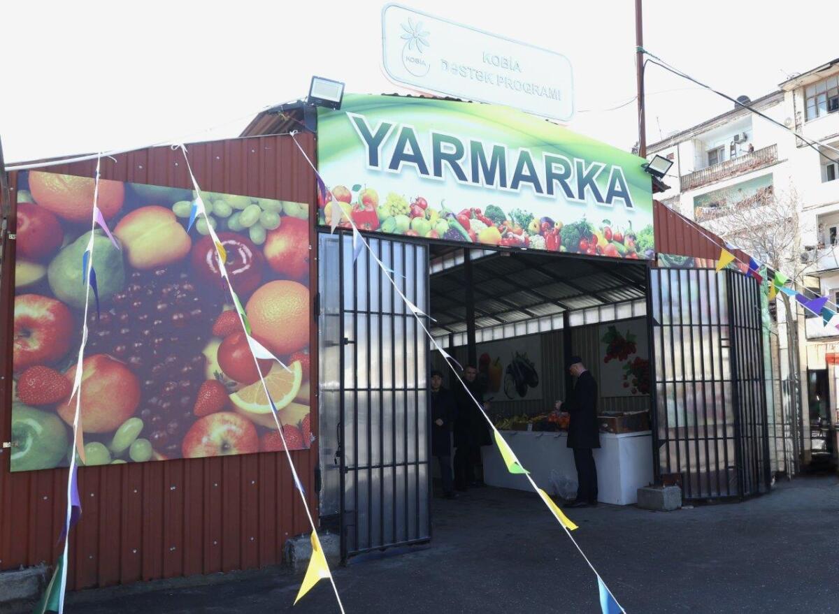 "KOB bazar" satış yarmarkası fəaliyyətə başlayıb