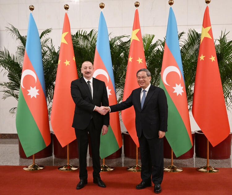 Azərbaycan Prezidenti İlham Əliyev Çin Dövlət Şurasının Baş naziri ilə görüşüb