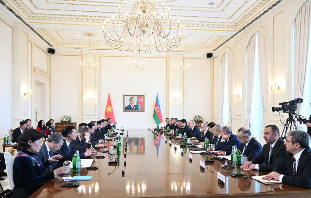 Prezident İlham Əliyev Vyetnam Kommunist Partiyasının nümayəndə heyəti ilə görüşüb