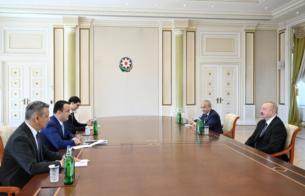 Prezident İlham Əliyev Özbəkistanın investisiya, sənaye və ticarət nazirini qəbul edib