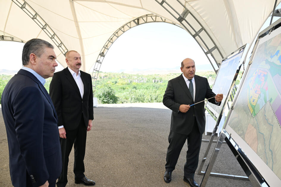 Prezident İlham Əliyev və Türkmənistan Xalq Məsləhətinin sədri Füzuli şəhərinin dağıdılmış yerlərinə baxıblar