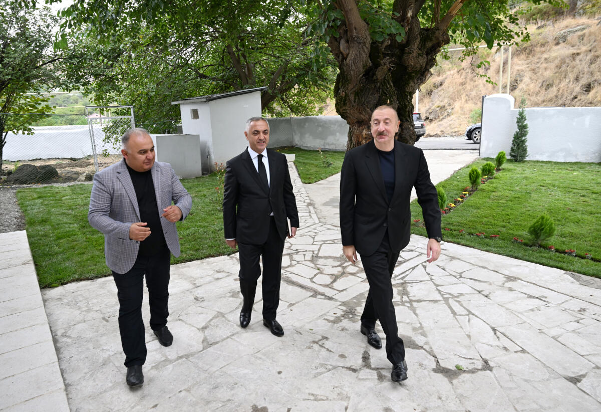 Prezident İlham Əliyev Xocalı rayonunun Şuşakənd kəndində olub