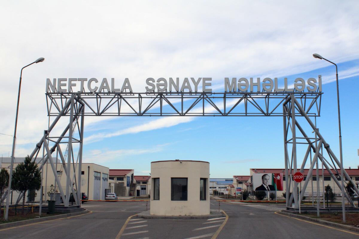 Neftçala Sənaye Məhəlləsinin ərazisi tam olaraq sahibkarların istifadəsinə verilib