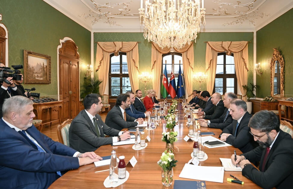 Bratislavada Azərbaycan Prezidenti İlham Əliyevin Slovakiya Prezidenti ilə geniş tərkibdə görüşü olub