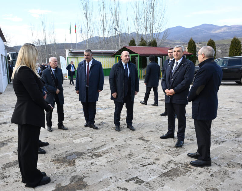 Xocavəndin Qırmızı Bazar qəsəbəsində yerləşən günəbaxan yağları zavoduna baxış keçirilib