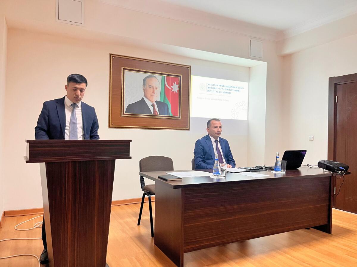 Naxçıvanda vergi ödəyiciləri ilə maarifləndirici görüş keçirilib