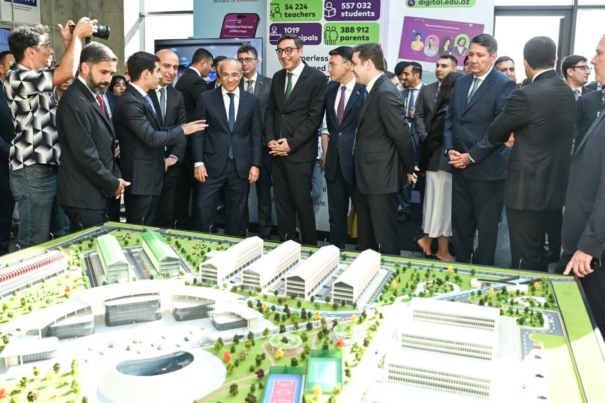 “Baku ID 2026”-da “Azərbaycan Bacarıqlar Akseleratoru” üzrə panel müzakirəsi keçirilib