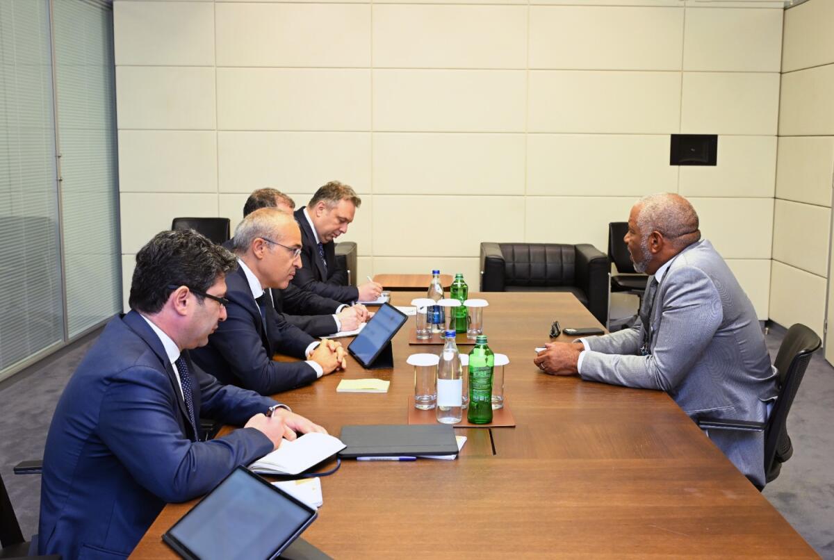İqtisadiyyat naziri “Vista Equity Partners” şirkətinin təsisçisi və sədri ilə görüşüb