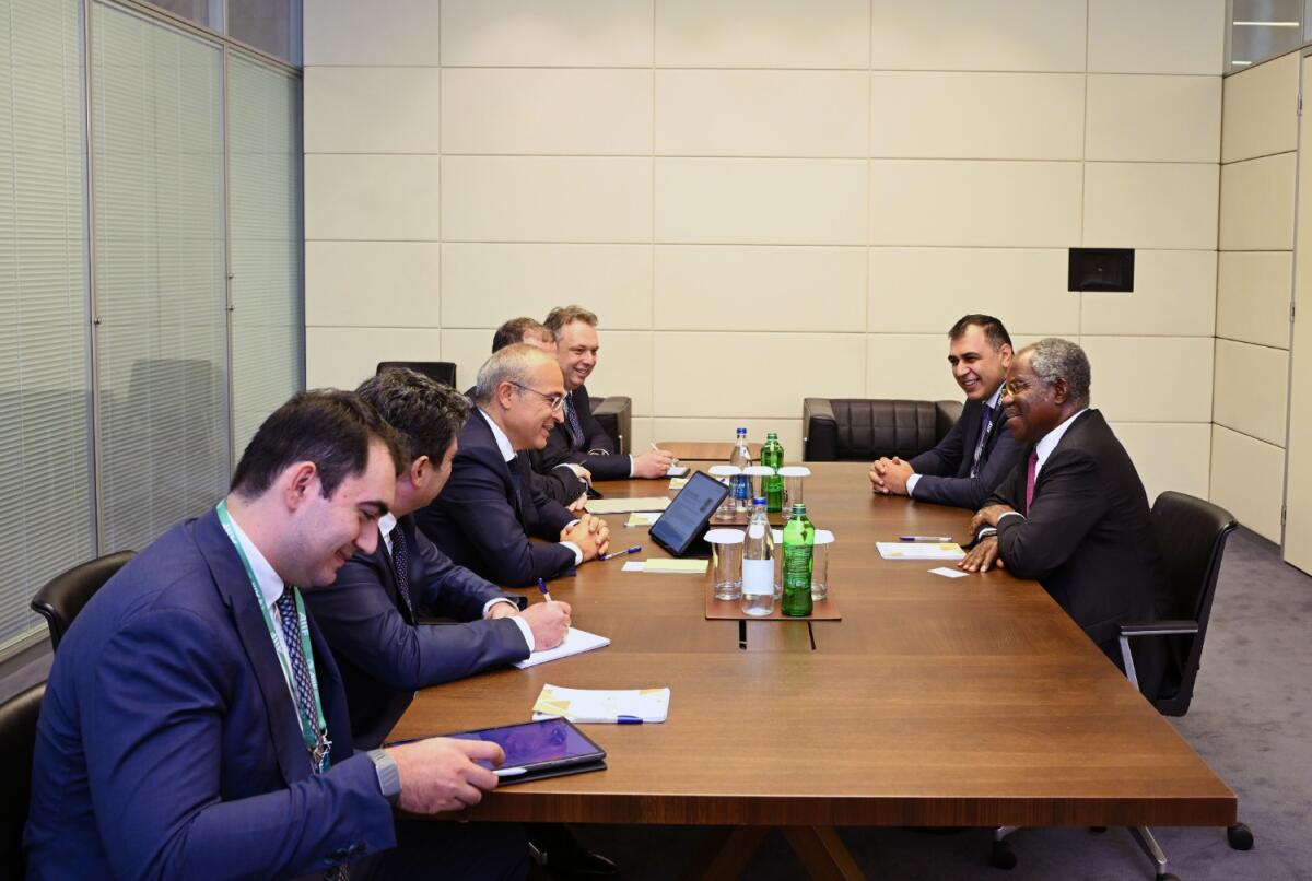 İqtisadiyyat naziri “Global Infrastructure Partners” şirkətinin rəhbəri ilə görüşüb