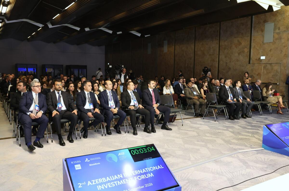 “İnsan kapitalına və gələcəyin bacarıqlarına investisiya” mövzusunda panel sessiya keçirilib