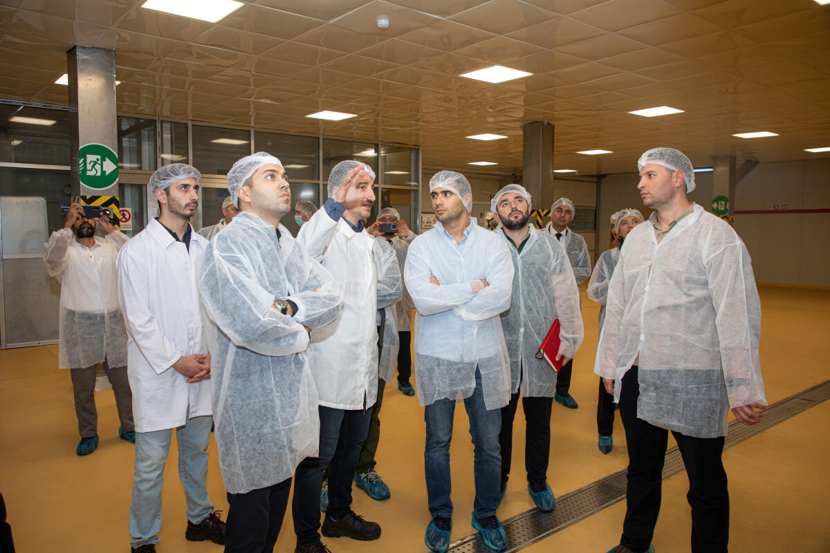 Texnoloji transformasiya üzrə təcrübə müəssisələrlə bölüşülüb