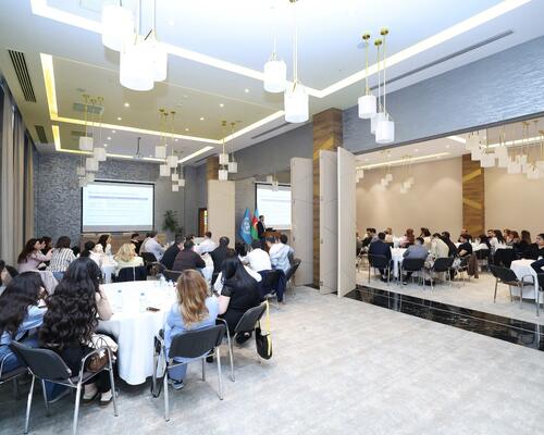 “DİM Dialoqu” təşəbbüsü çərçivəsində xüsusi sessiya keçirilib