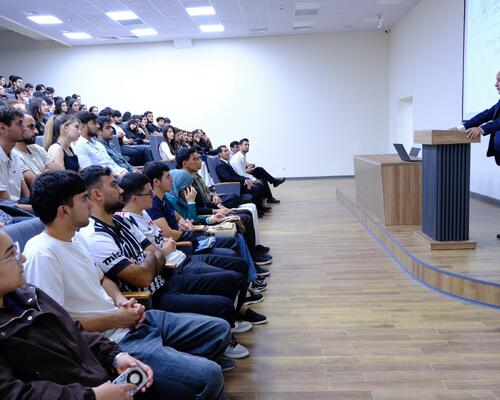 Qarabağ Universitetində “Vergi hüquq münasibətlərinin spesifik xüsusiyyətləri” mövzusunda seminar